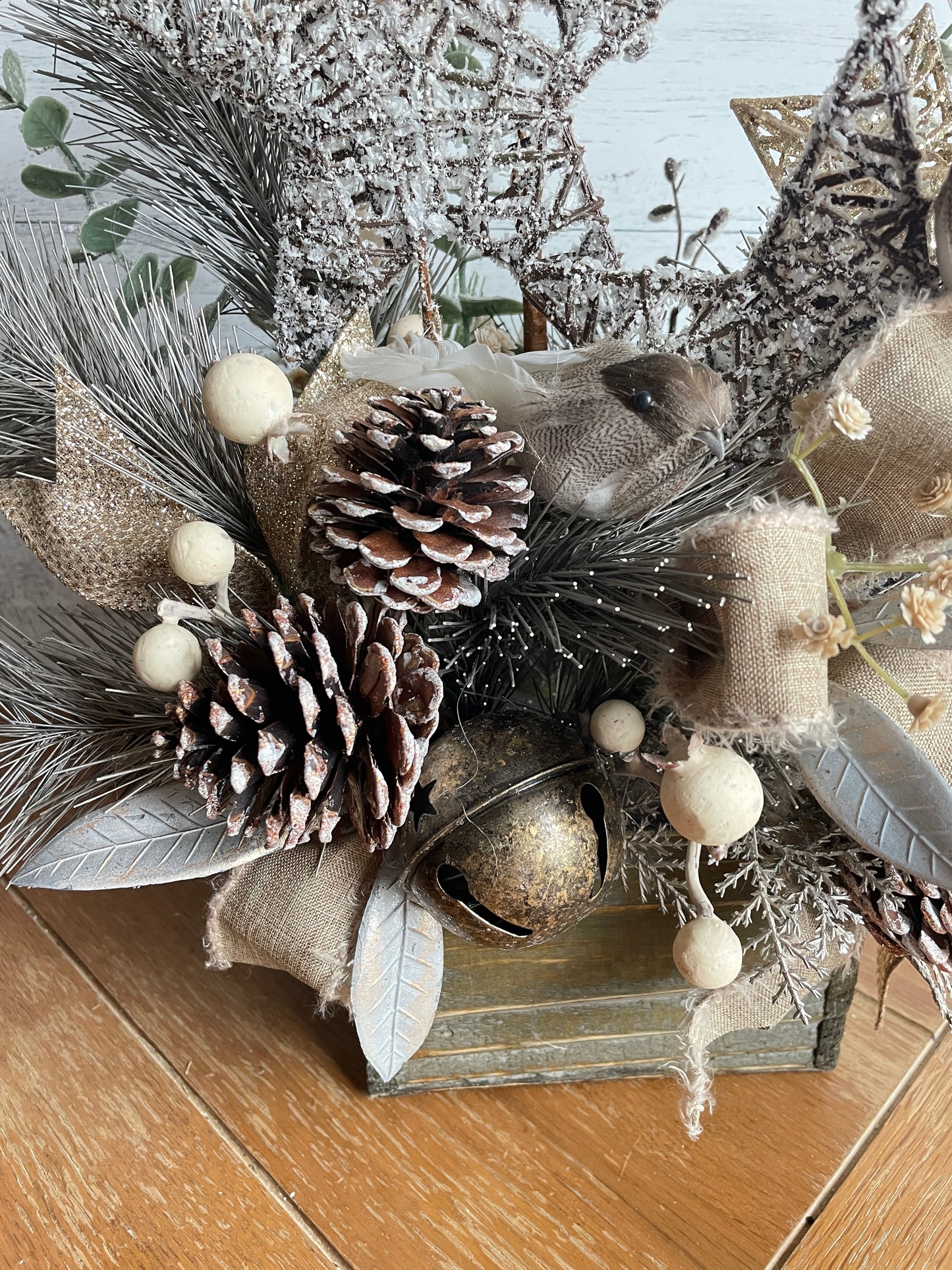 Christmas stars floral centerpiece