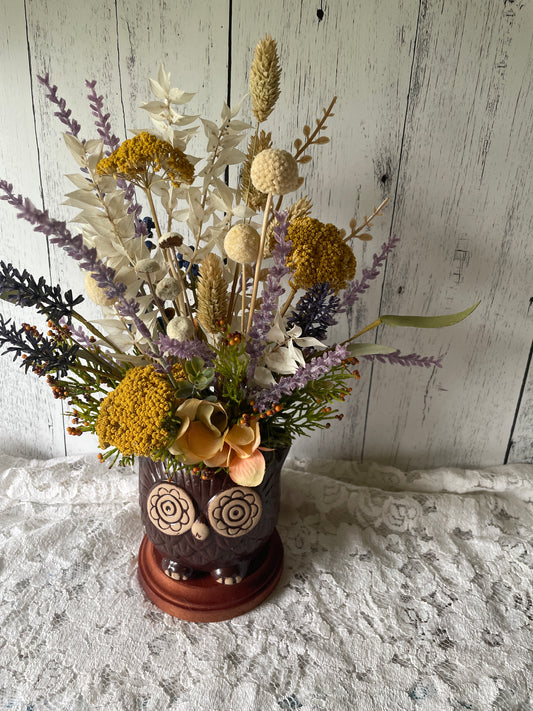 Dried Floral Arrangement in Ceramic Owl Vase –Boho style table decor, Nature-Inspired Home Decor – Fall Table Centerpiece, Owl lovers gift