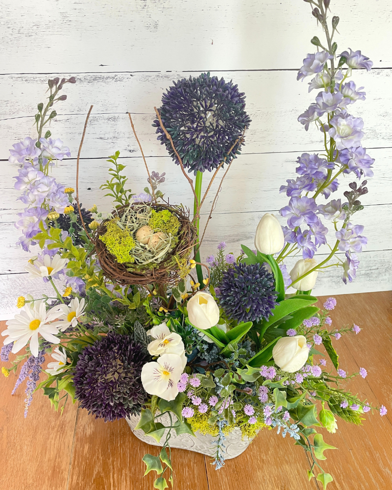 Purple Garden Table Decor