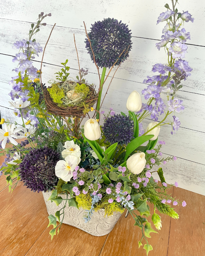 Purple Garden Table Decor