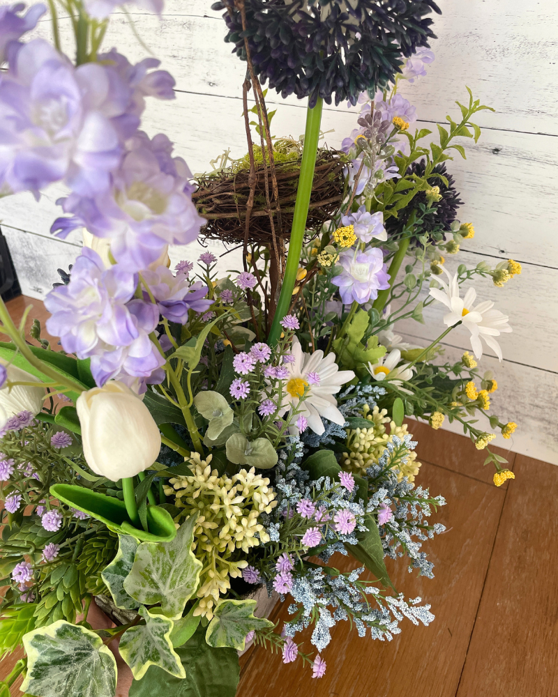Purple Garden Table Decor