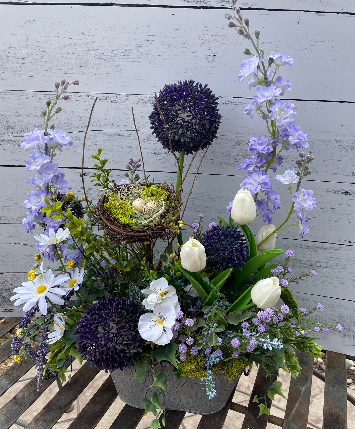 Purple Garden Table Decor