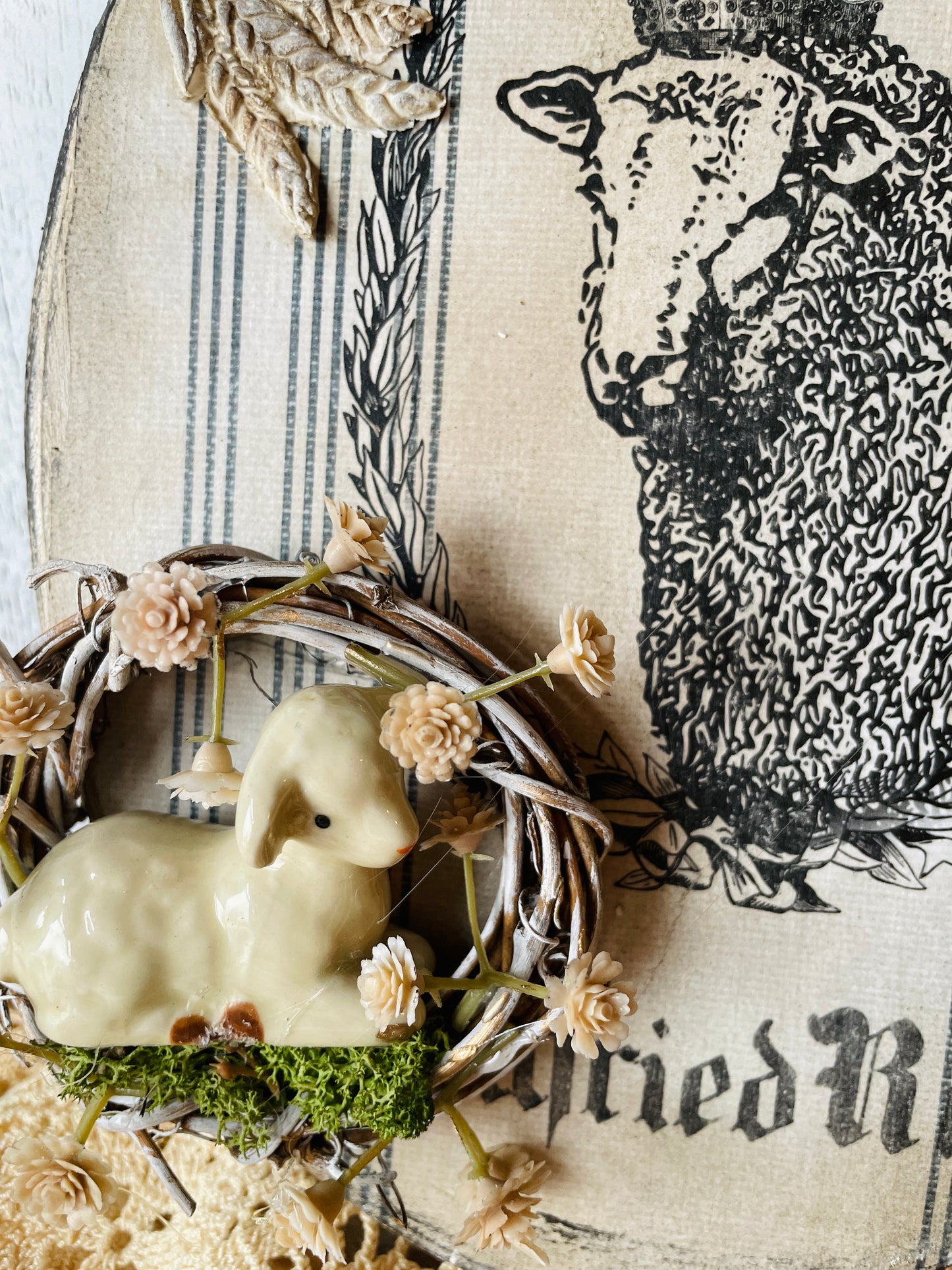 French Farmhouse Sheep picture