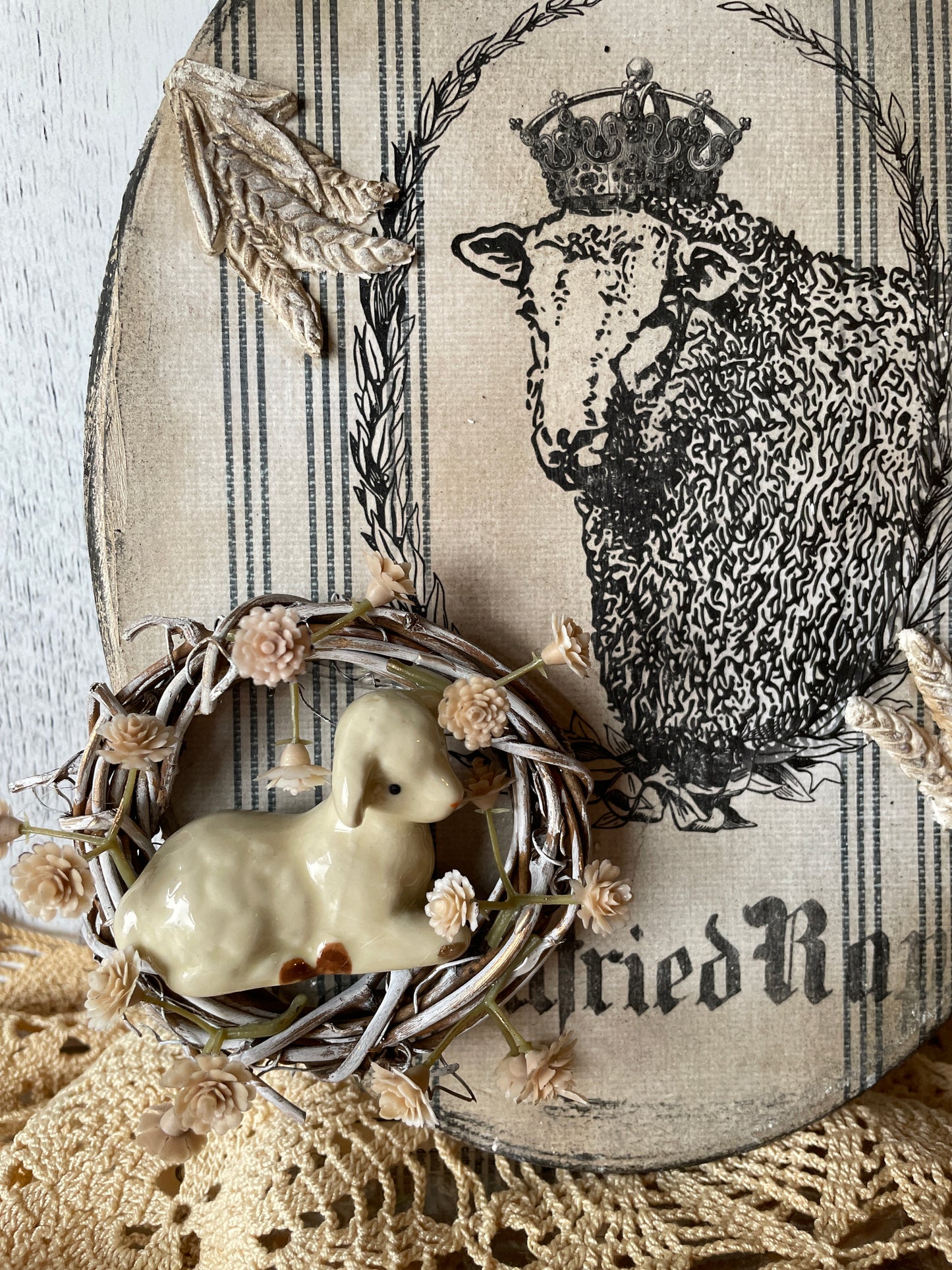 French Farmhouse Sheep picture