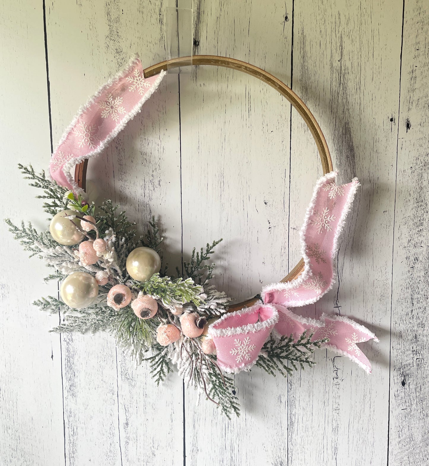 Pink & White Holiday Hoop Wreath – Frosted Winter Elegance