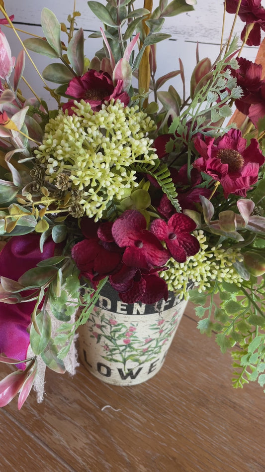 Floral Wall Pocket with Vintage Style