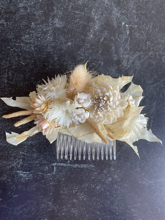 Dried florals comb