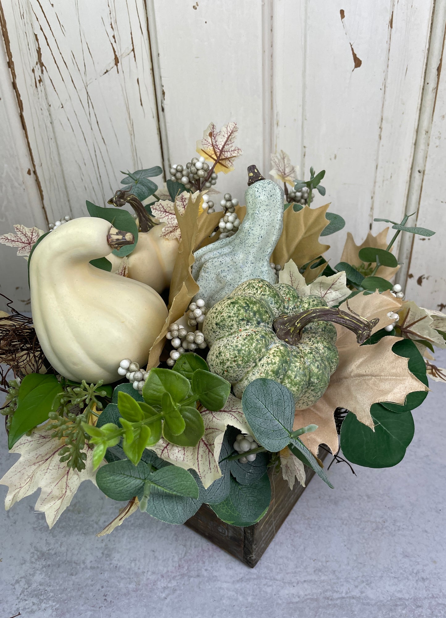 Neutral pumpkin centerpiece