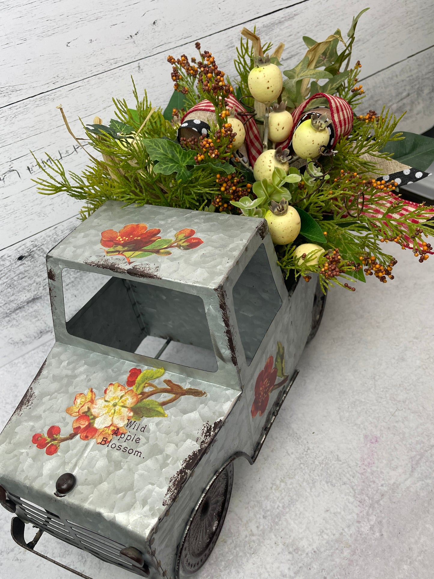 Fall truck floral arrangement