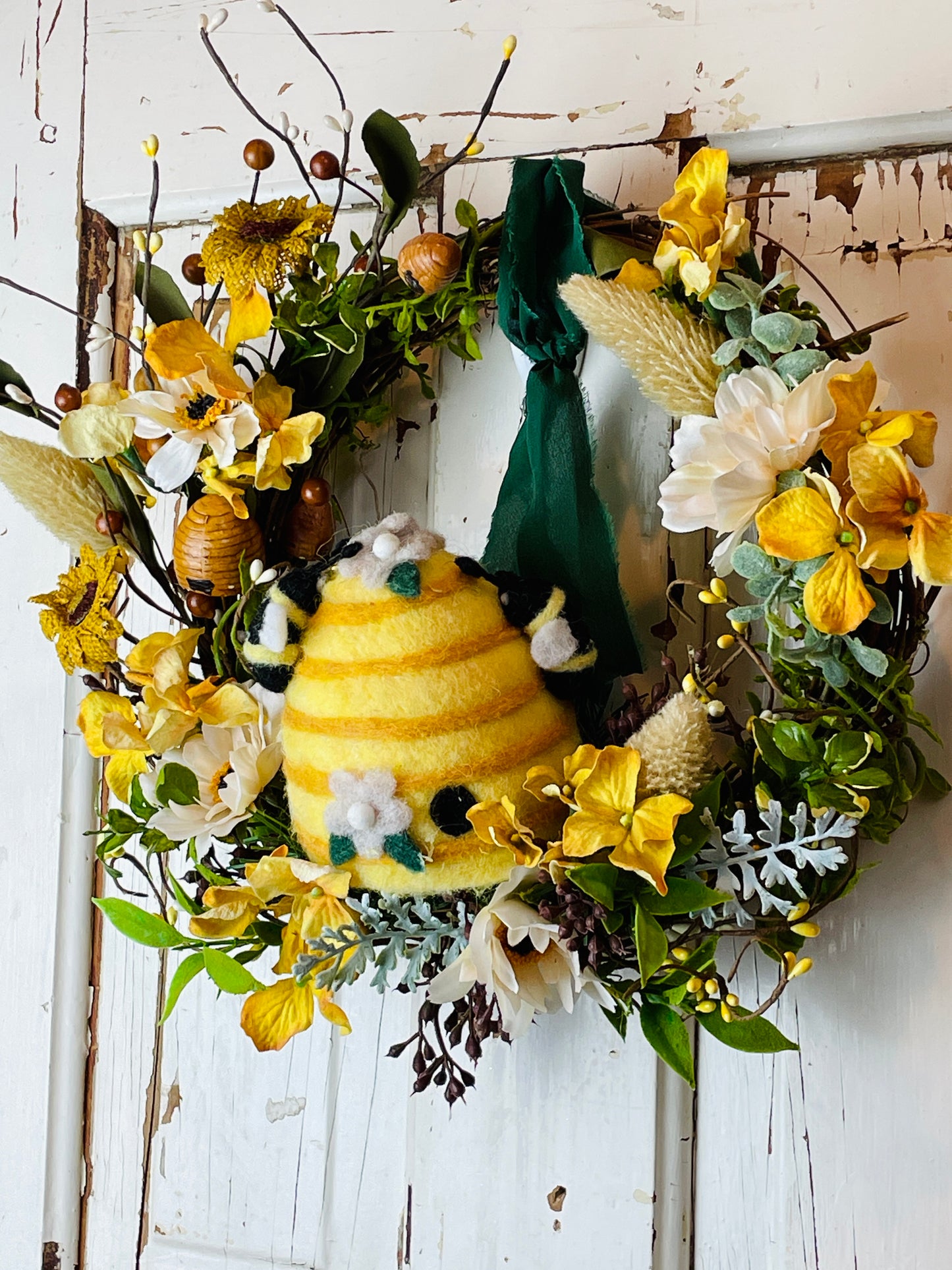 Beehive Cottage Wreath