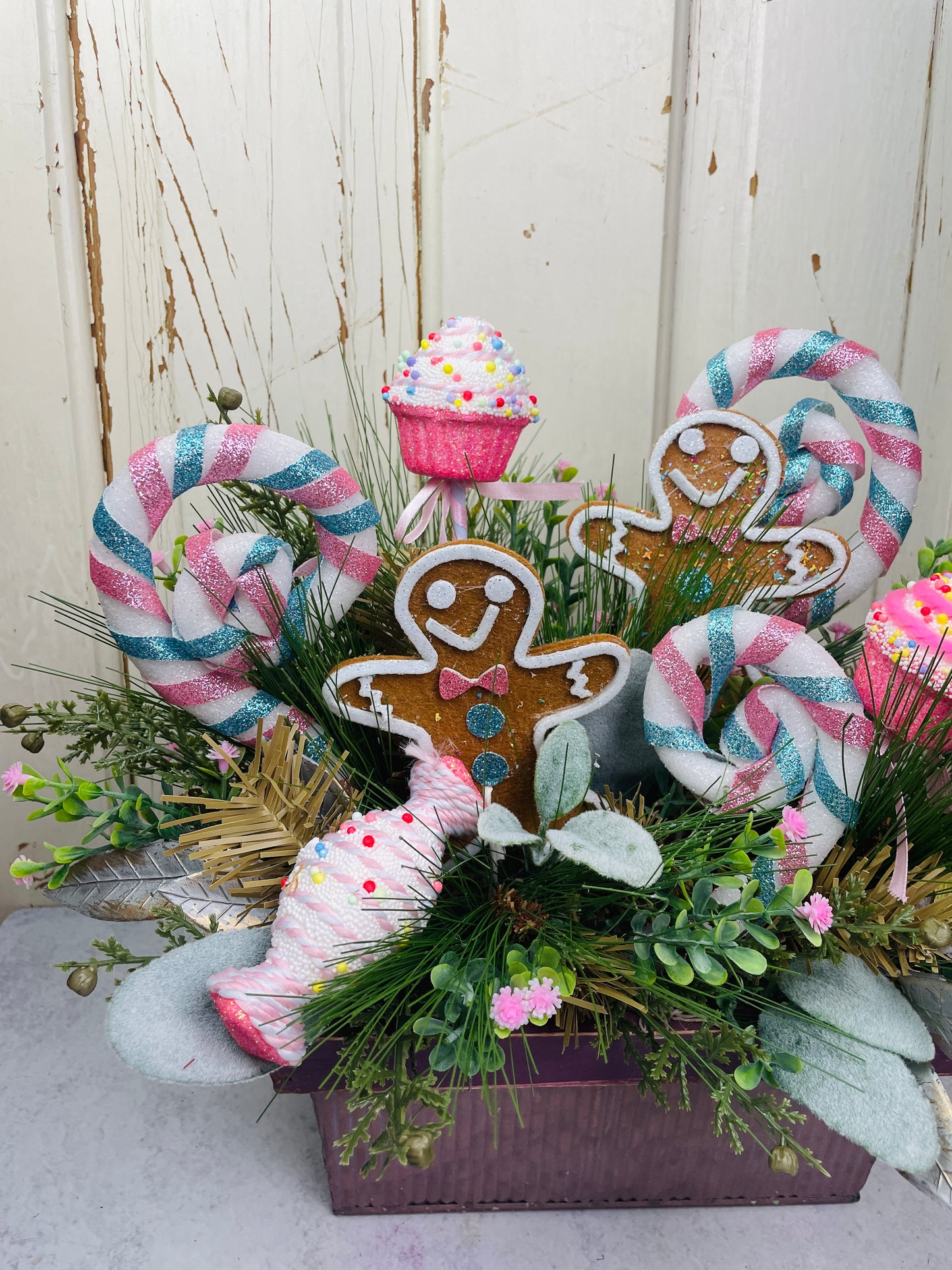 Gingerbread land cupcakes floral arrangement