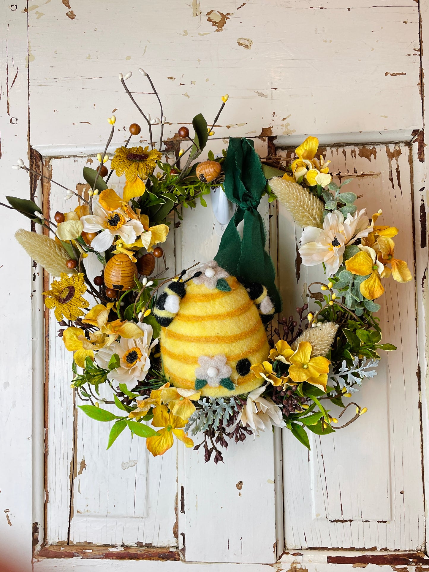 Beehive Cottage Wreath