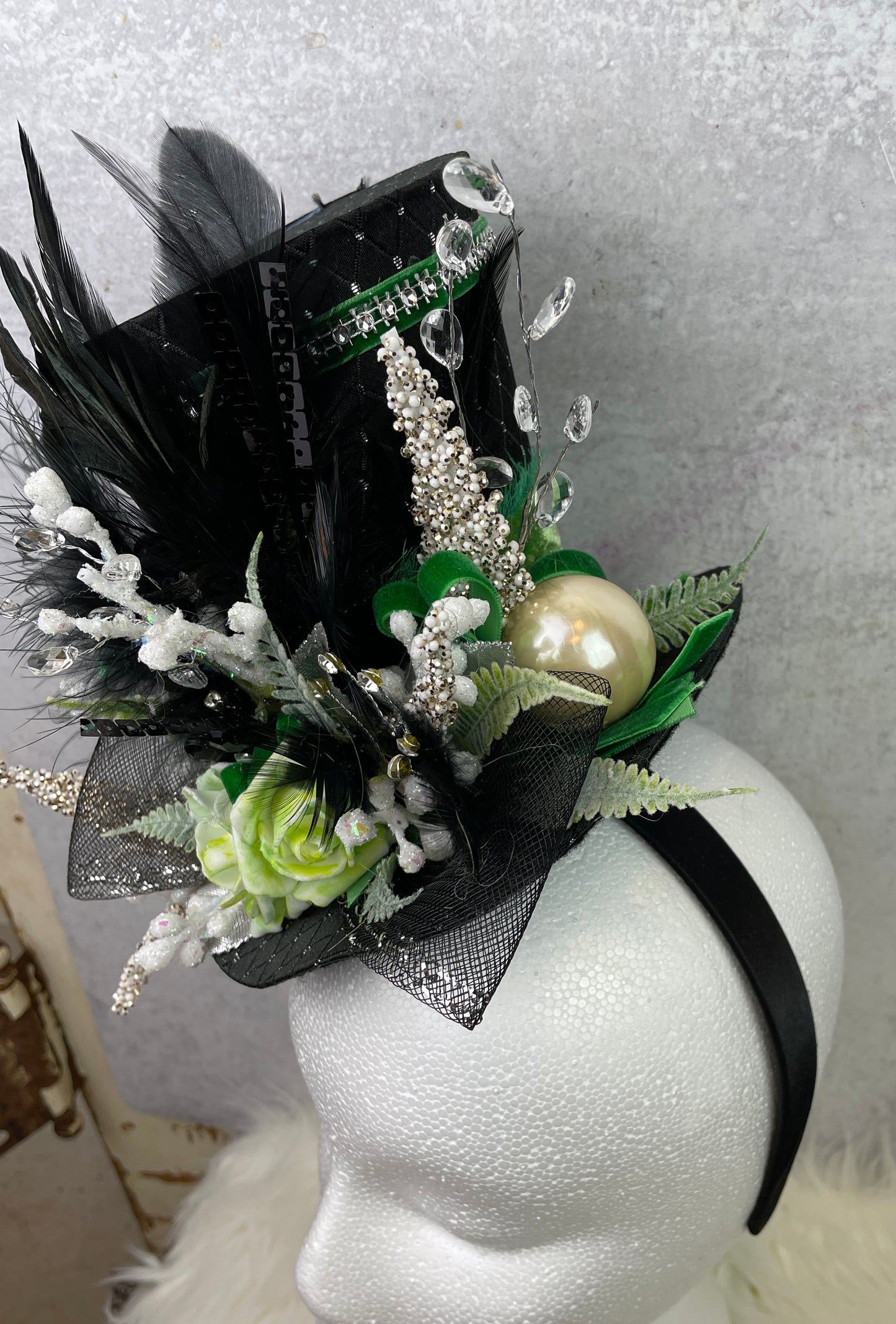 Floral Fascinator with Green Elegance