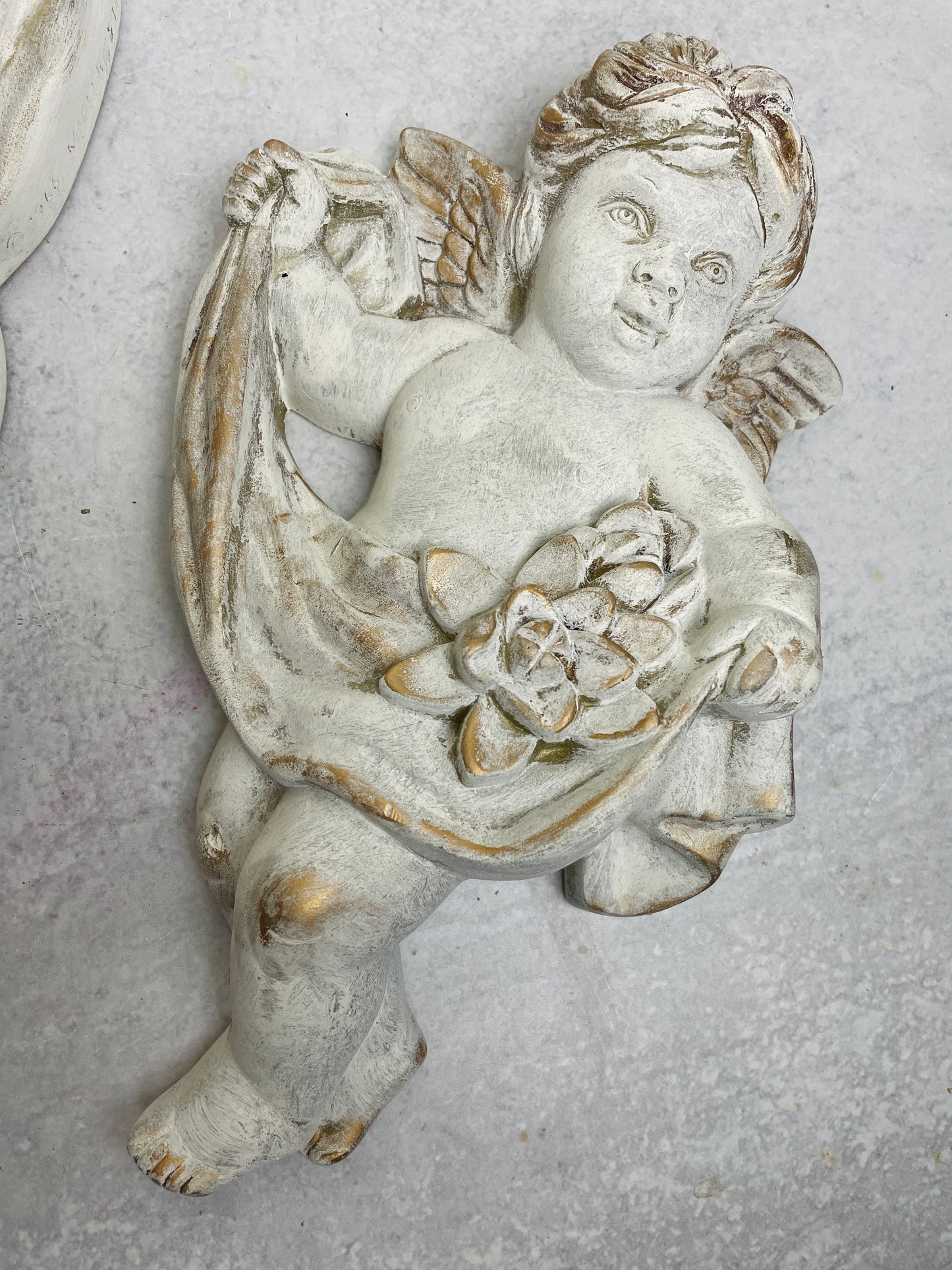 Vintage chalkware cherubs