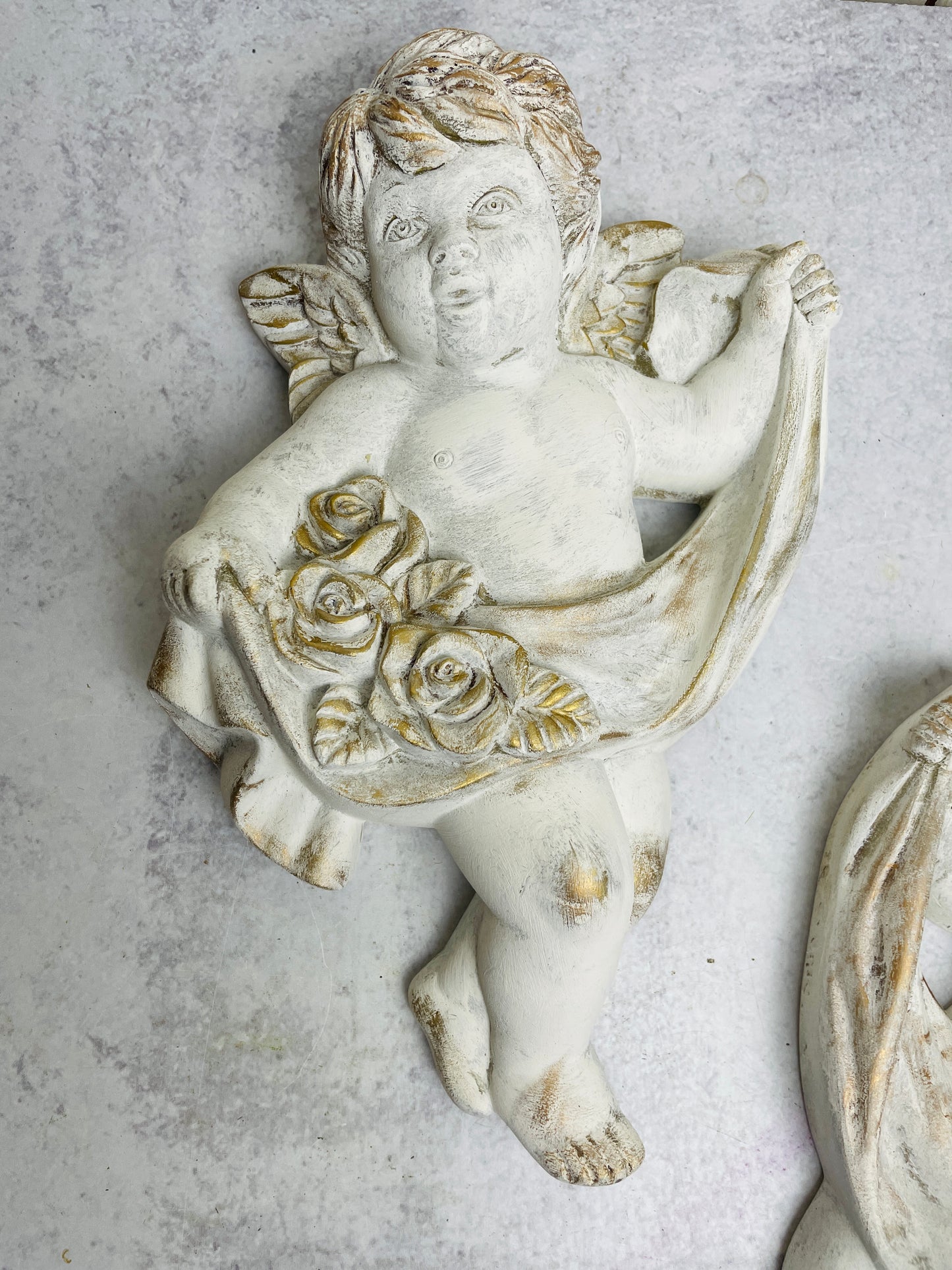 Vintage chalkware cherubs