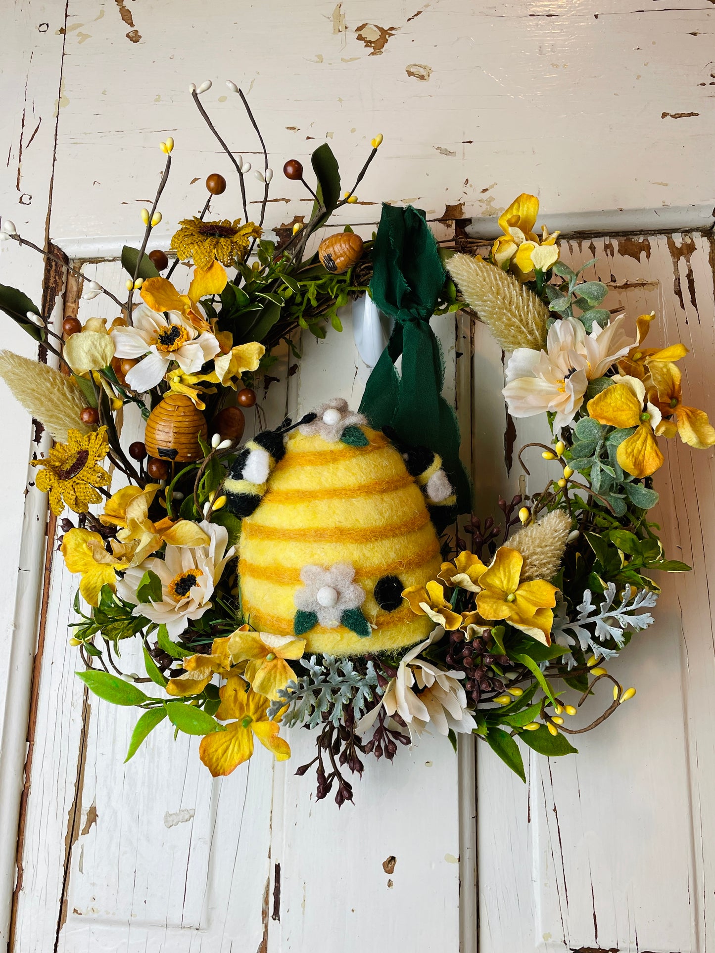 Beehive Cottage Wreath